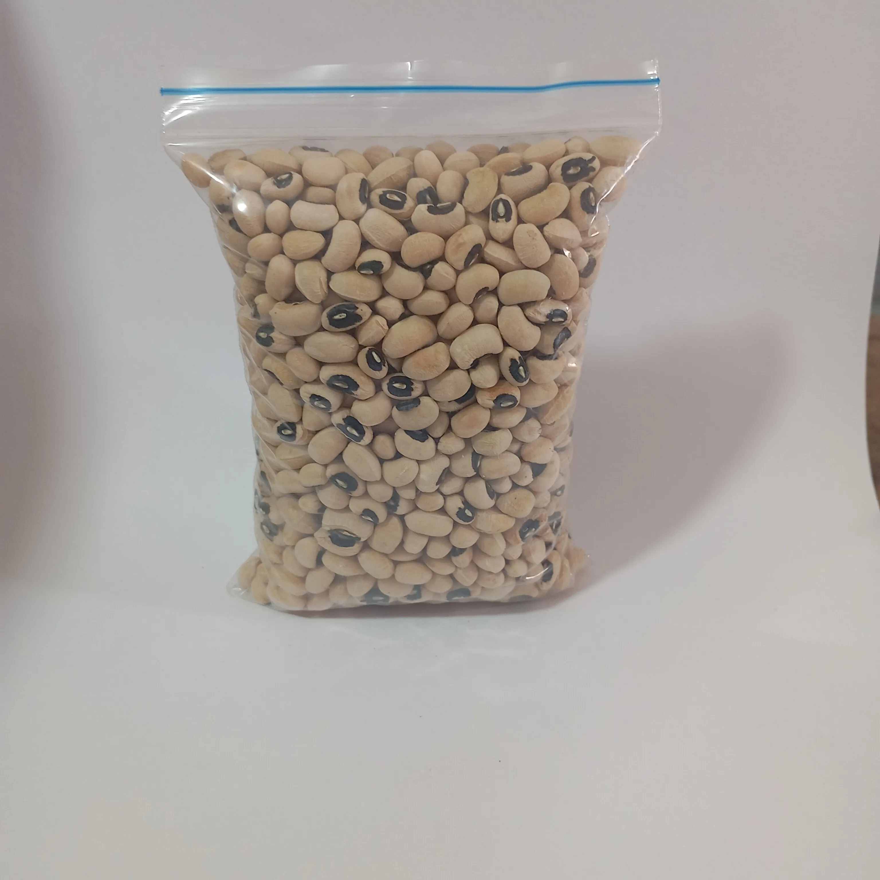 Frijol cabeza negra media